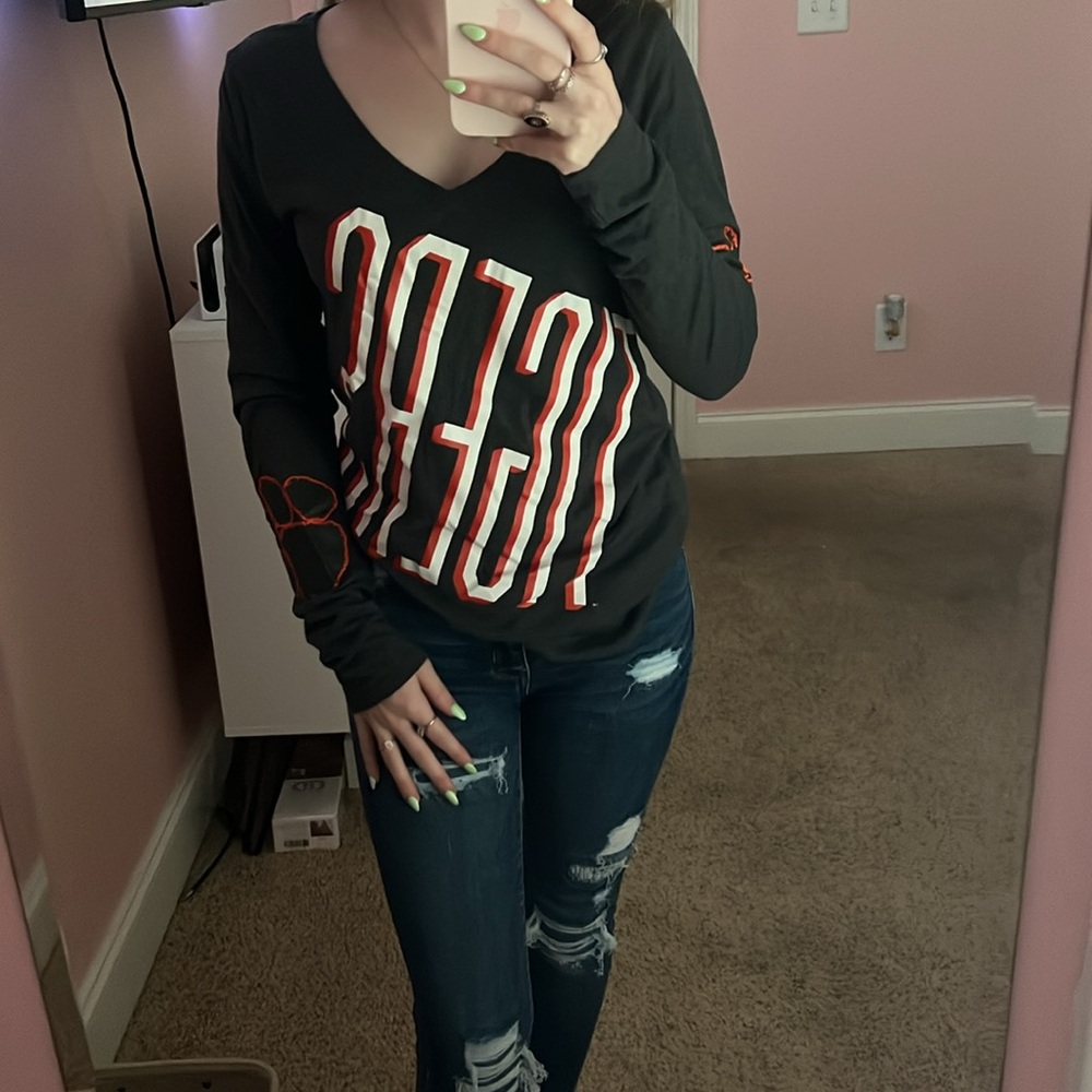 Nike Dark Gray Tigers Graphic Long Sleeve